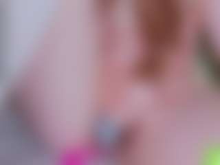 Live cam show with EllaSwert - Small Tits Mature on Camming Site