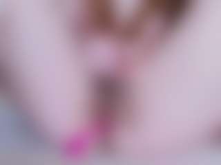 EllaSwert's Live Sex Cam Show