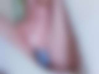 EllaSwert's Live Sex Cam Show