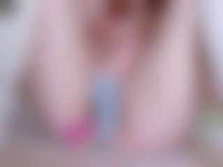 Live cam show with EllaSwert - Red Hair Fetish on xDating