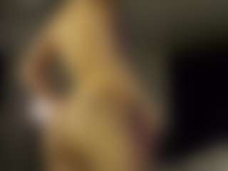 Live cam show with SeniseMorel - Cum on Chatstar