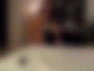 Live cam show with SeniseMorel - Fingers on Camsoda