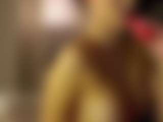 Live cam show with SeniseMorel - Big Ass on TeamSkeetLive