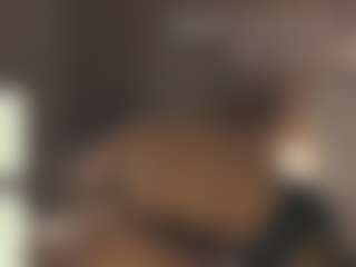 Live cam show with SeniseMorel - Bedroom on camtv