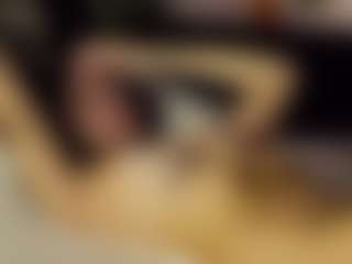 Live cam show with SeniseMorel - White on chickslive.net | united kingdom