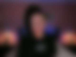 LannaFiannce MILF webcam performer live streaming