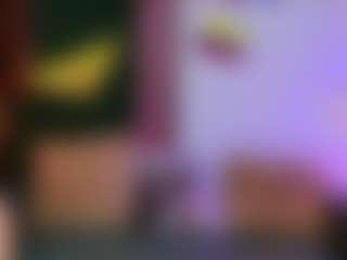sarawolff's Live Sex Cam Show