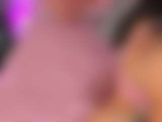 Live cam show with Noa - Joi on Streamer API