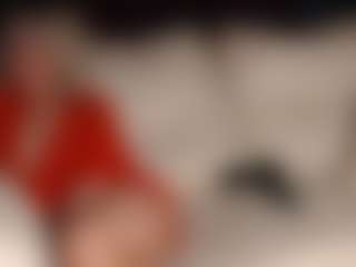 Live cam show with SquirtyMommy - Granny on googirlz