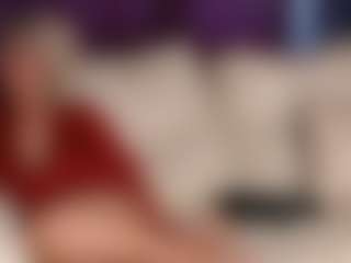 SquirtyMommy's Live Sex Cam Show