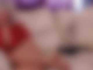 SquirtyMommy MILF webcam performer live streaming