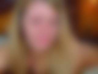 Live cam show with NoraBigAss - Drink on Camsoda
