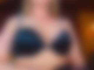 Live cam show with NoraBigAss - Blue Eyes on CSO-WL