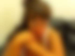 Live cam show with alysonyummyx - Glasses on Porn Luv