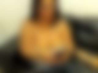 Live cam show with alysonyummyx - Glasses on Uber Horny