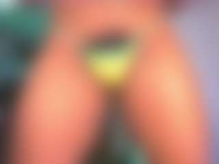 Live cam show with AMBER - Young Adult on livesuperchat.net