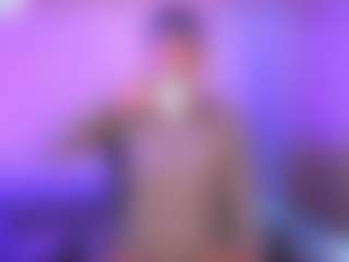 Live cam show with AMBER - Colombia on Fit Hotties