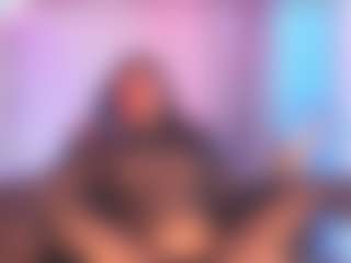 Live cam show with AMBER - Colombia on madthumbs