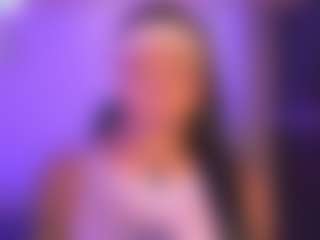 Live cam show with AMBER - Teen (18+) on Camsoda
