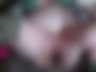 Live cam show with Keira Stone - Living Room on Fling VIP Chat