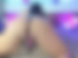 MiaMarin-hot's Live Sex Cam Show