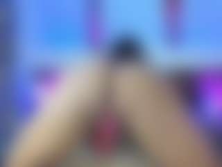 MiaMarin-hot's Live Sex Cam Show
