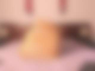 MiaMarin-hot's Live Sex Cam Show