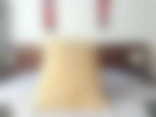 MiaMarin-hot's Live Sex Cam Show
