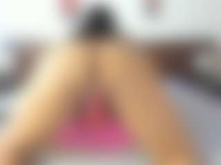 MiaMarin-hot's Live Sex Cam Show