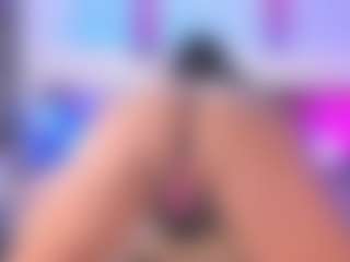 MiaMarin-hot's Live Sex Cam Show