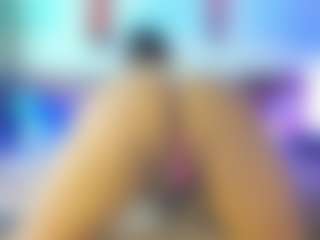 MiaMarin-hot's Live Sex Cam Show