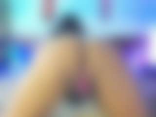 MiaMarin-hot's Live Sex Cam Show