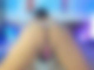 MiaMarin-hot's Live Sex Cam Show