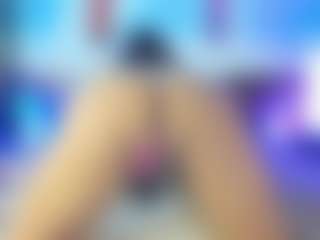 MiaMarin-hot's Live Sex Cam Show