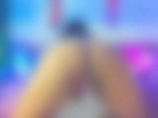 MiaMarin-hot's Live Sex Cam Show