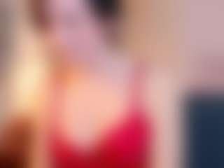 LorenDaze MILF webcam performer live streaming