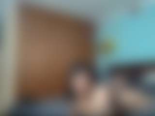 Live cam show with Isabel Sofia - Spank on Camsoda