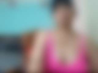 Live cam show with Isabel Sofia - Trimmed Granny on Camsoda