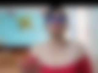 Live cam show with Isabel Sofia - Granny on Strip Flash - Live Sex Shows