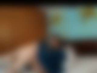Live cam show with Isabel Sofia - Bedroom Mature on Strip Flash - Live Sex Shows