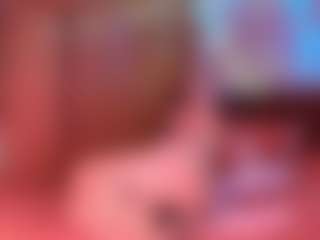 Live cam show with Isabel Sofia - Granny Dildo on madthumbs