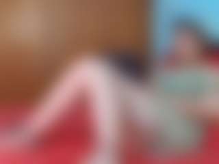 Live cam show with Isabel Sofia - Granny Lovense on Stripli.com