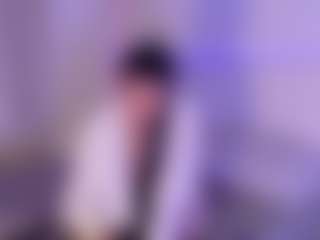 KLOE's Live Sex Cam Show
