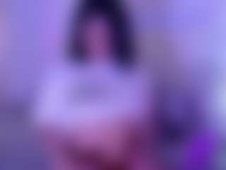 KLOE's Live Sex Cam Show