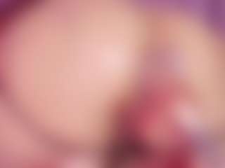 Live cam show with Tifany-bry - Middle Aged on Camsoda