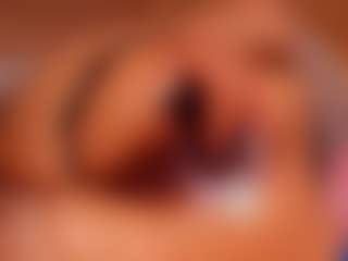 Tifany-bry MILF webcam performer live streaming