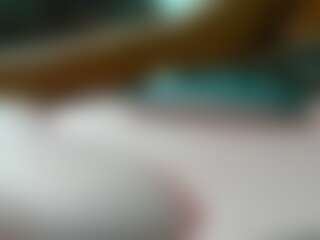 CamilaSerena's Live Sex Cam Show