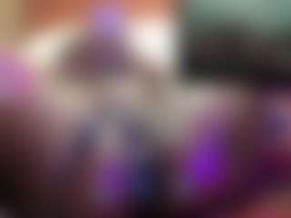 zoegoddx33's Live Sex Cam Show