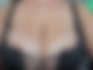 lannasantiago's Live Sex Cam Show