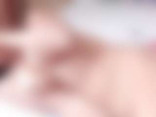 Live cam show with Curly-Sue - Average on CamwithHer